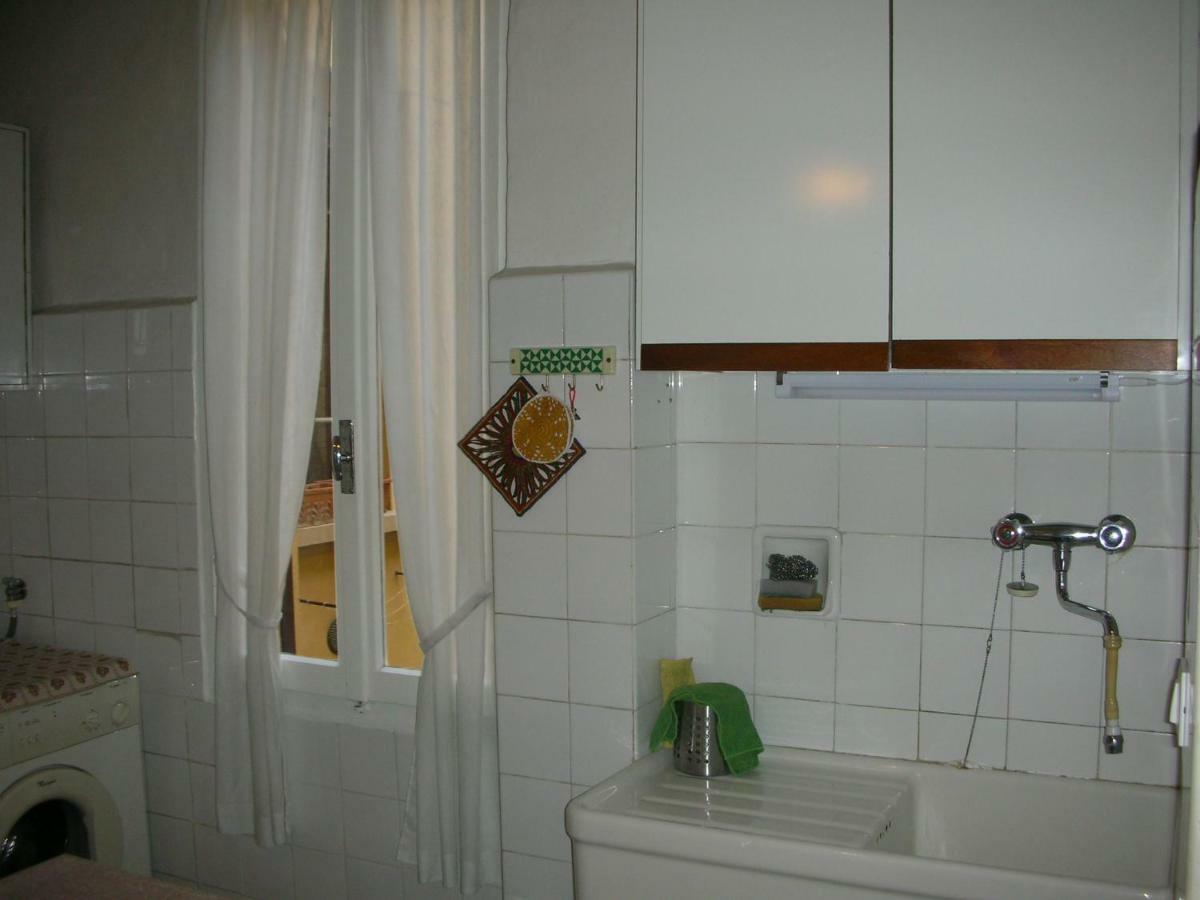 Nice Apartments In Downtown بولونيا المظهر الخارجي الصورة