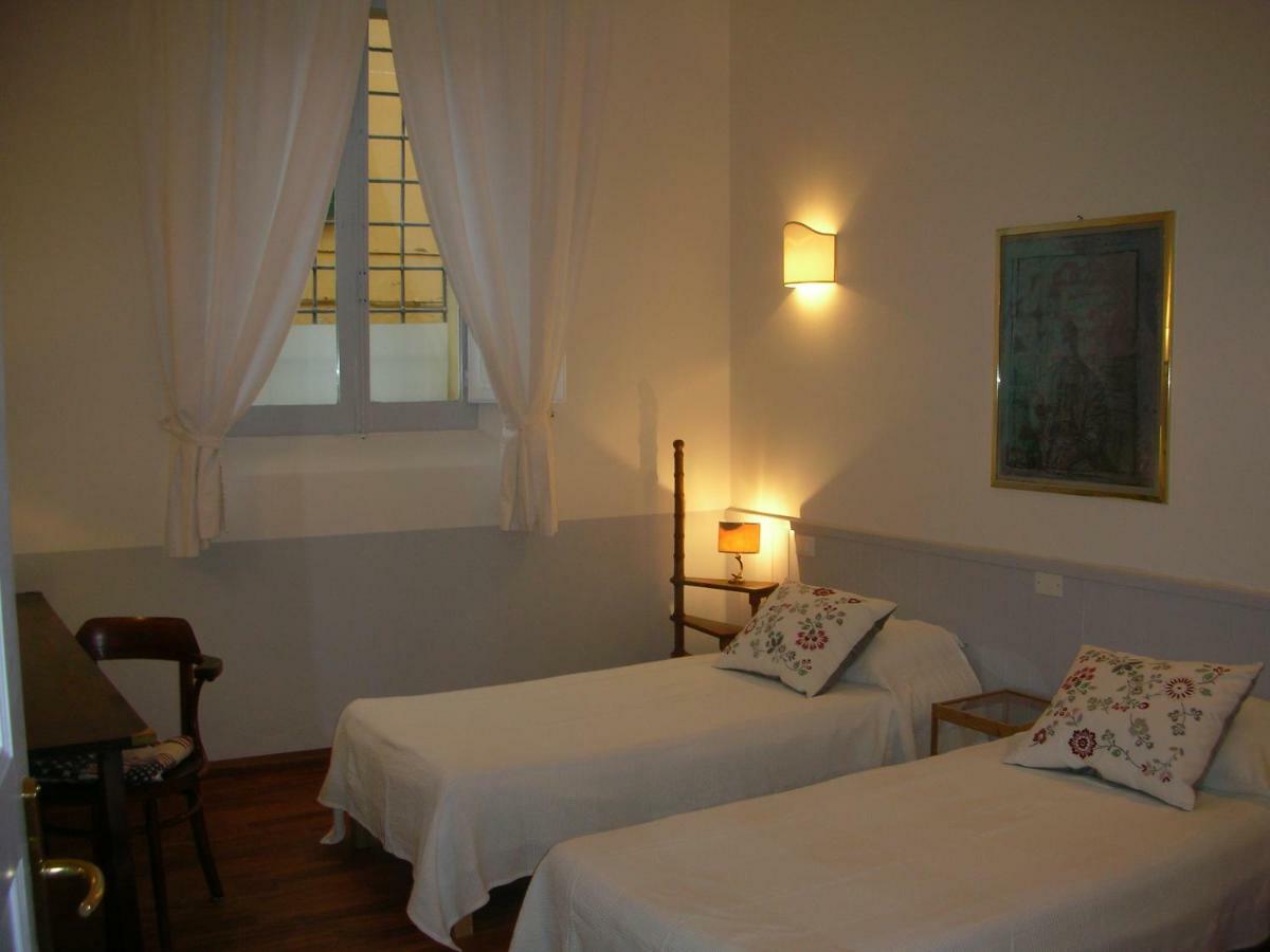 Nice Apartments In Downtown بولونيا المظهر الخارجي الصورة